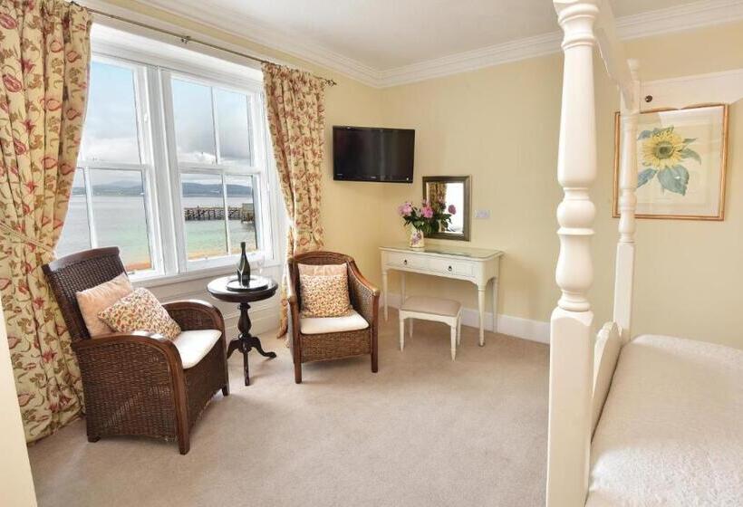 اتاق استاندارد با تخت بزرگ, The Royal Hotel Cromarty