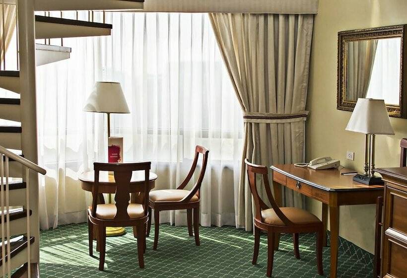 メゾネットスイート, Barcelo Guatemala City