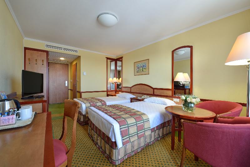 اتاق سوپریور, Danubius Hotel Bük