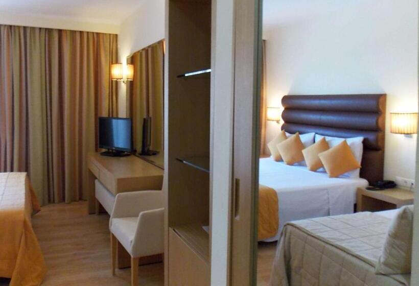 اتاق استاندارد با بالکن, Galaxy Beach Resort Bw Premier Collection