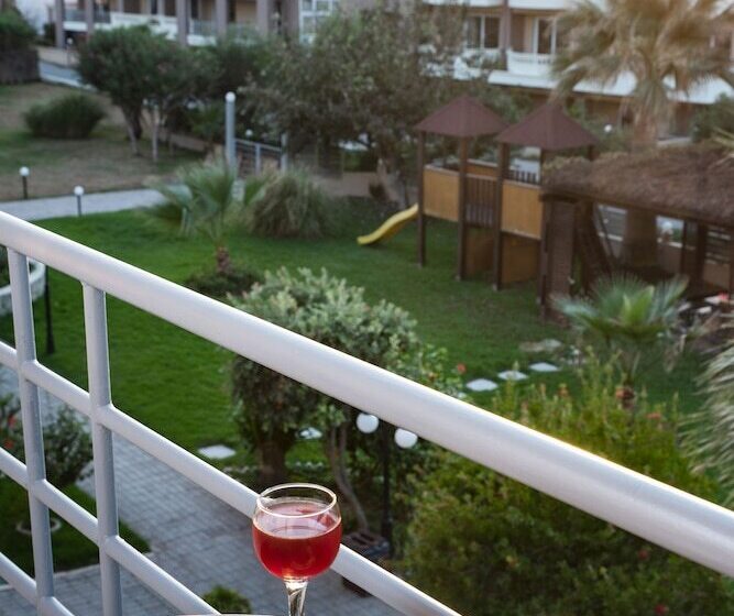 Апартаменты 1 Спальня, Maleme Mare