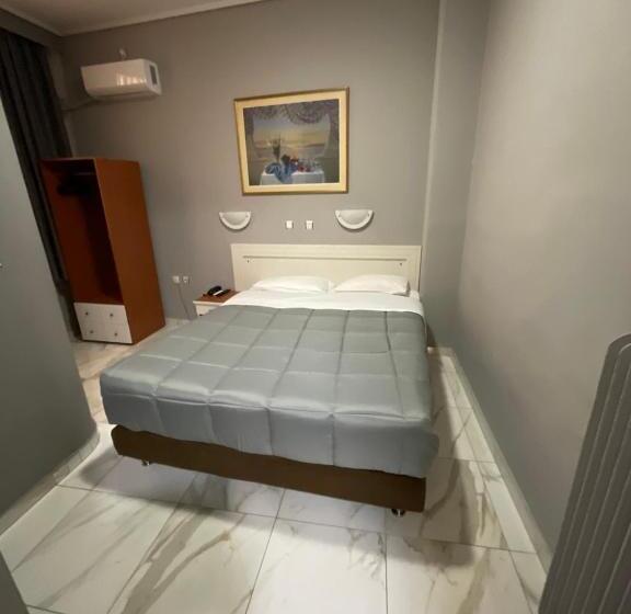Номер Economy, Piraeus Acropole