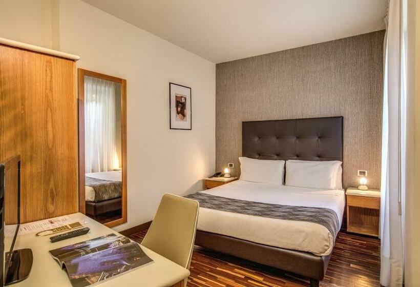 Camera Standard, Albergo Firenze