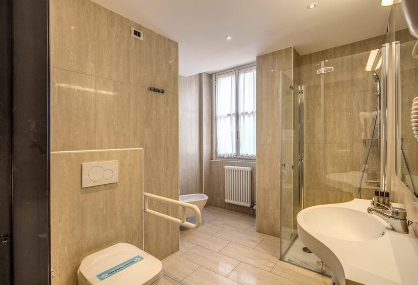 Camera Standard, Albergo Firenze