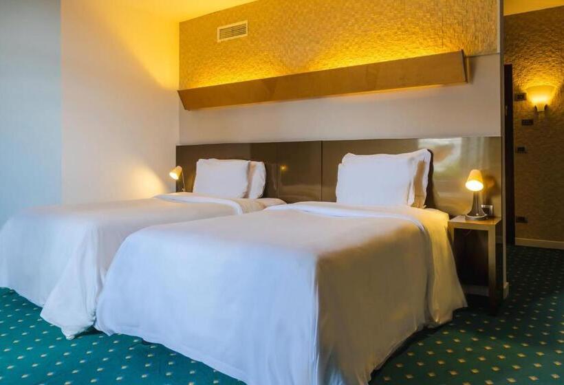 اتاق سوپریور, Four Points By Sheraton Catania