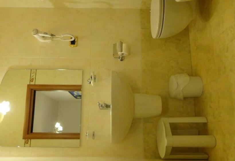 غرفة قياسية, La Rosa