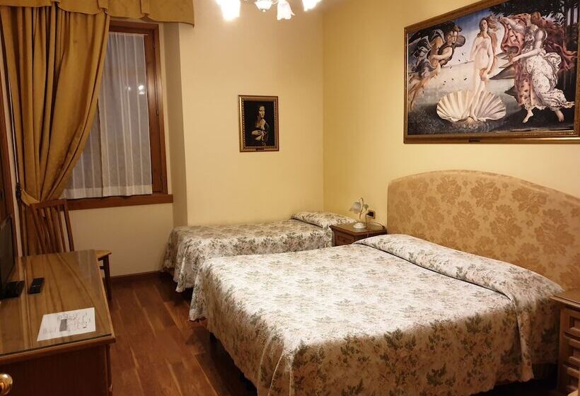 Номер Стандарт, La Rosa
