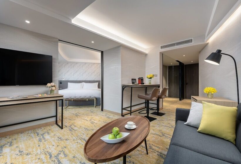 سوییت لوکس, Park Hotel Hong Kong