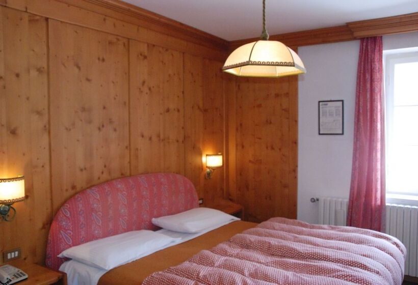 エコノミールーム, Villa Argentina