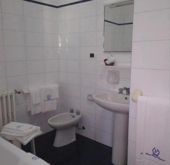 Номер Стандарт Трехместный, Grand Hotel Fagiano Palace