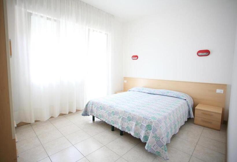 Апартаменты 1 Спальня, Residence Capinera