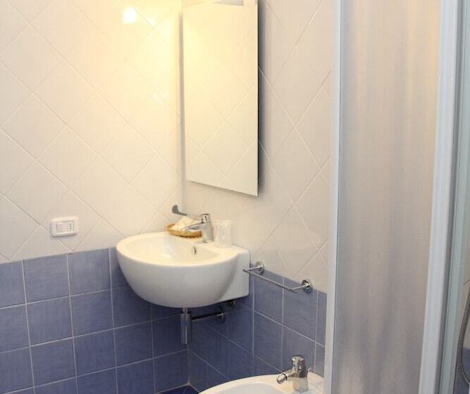 اتاق استاندارد, Residence I Due Pini