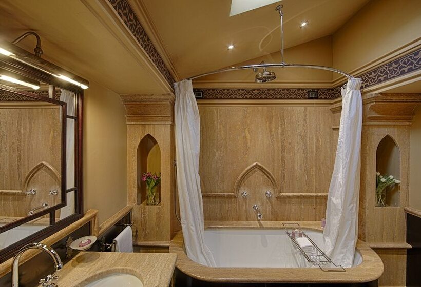 اتاق سوپریور, Villa Cora