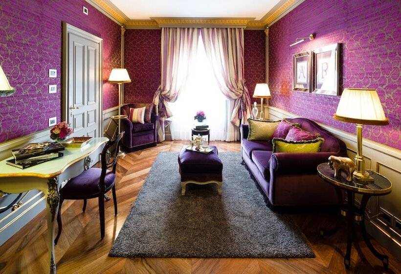 سوییت, Villa Cora