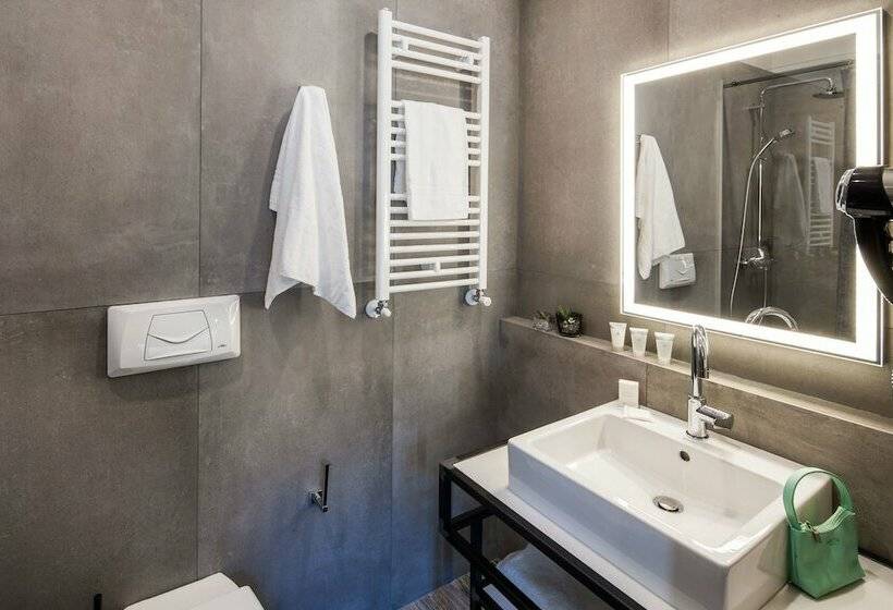 اتاق استاندارد سه نفره, Spice Hotel Milano