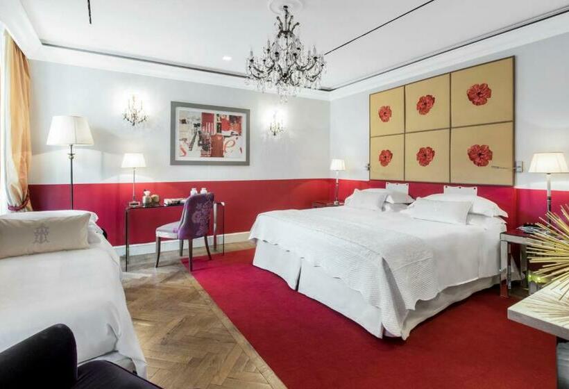 Camera Tripla Standard, D’inghilterra Roma – Starhotels Collezione