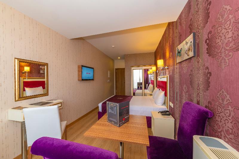 Camera Superiore, D’inghilterra Roma – Starhotels Collezione