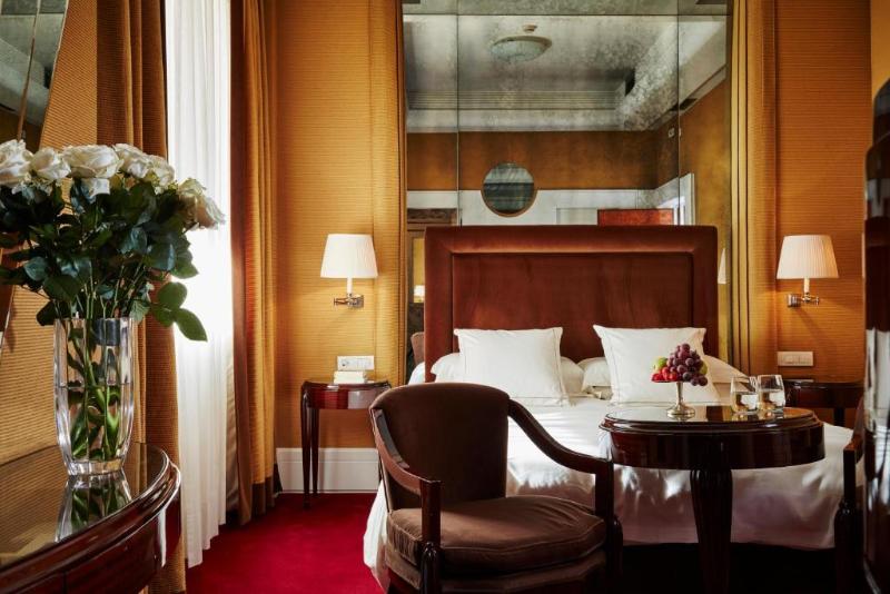 اتاق سوپریور, Lord Byron   Small Luxury Hotels Of The World