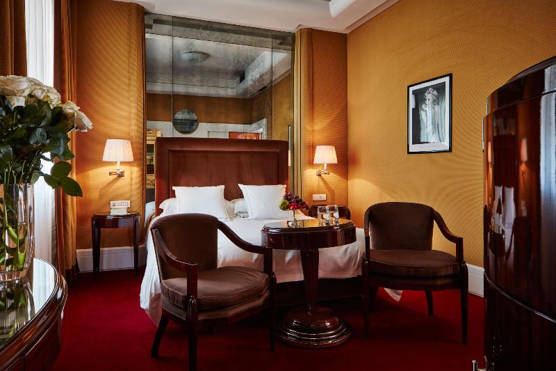 اتاق لوکس, Lord Byron   Small Luxury Hotels Of The World
