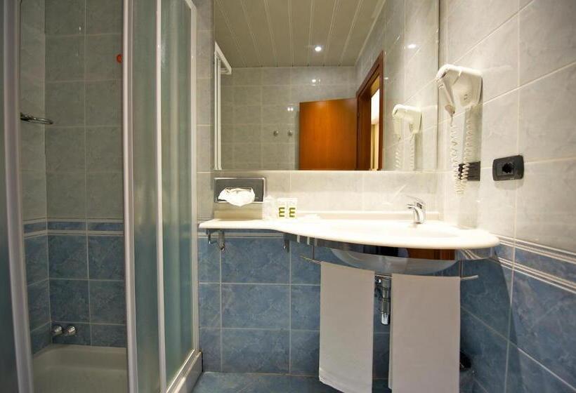 اتاق کلاسیک, Mercure Reggio Emilia Centro Astoria