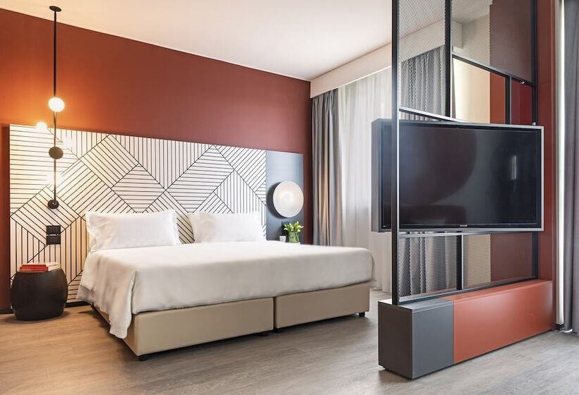 سوییت جونیور, Quark Hotel Milano