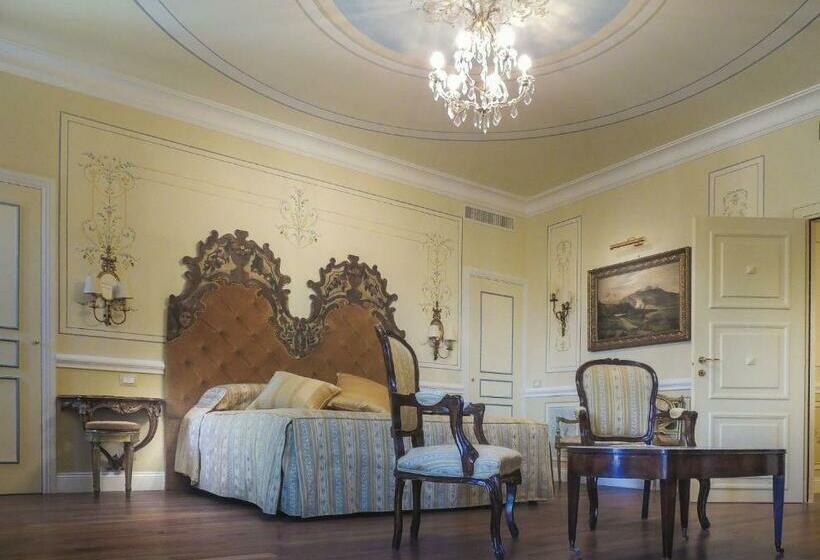 סוויטה נשיאותית, Radisson Blu Ghr , Rome