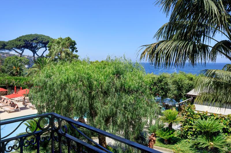 Rahat Süit, Grand Hotel Ambasciatori
