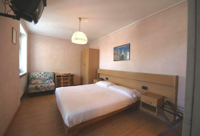 اتاق استاندارد, Albergo Nazionale