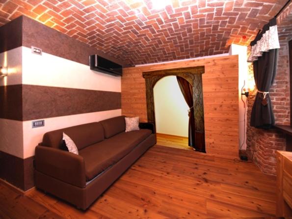 اتاق خانوادگی, Albergo Nazionale