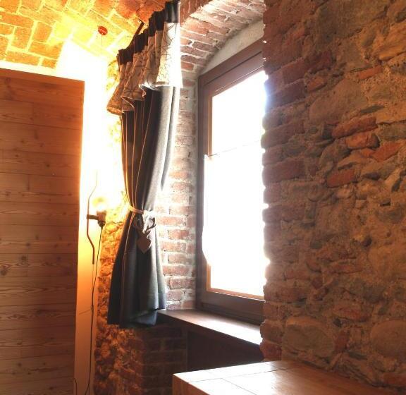 اتاق خانوادگی, Albergo Nazionale