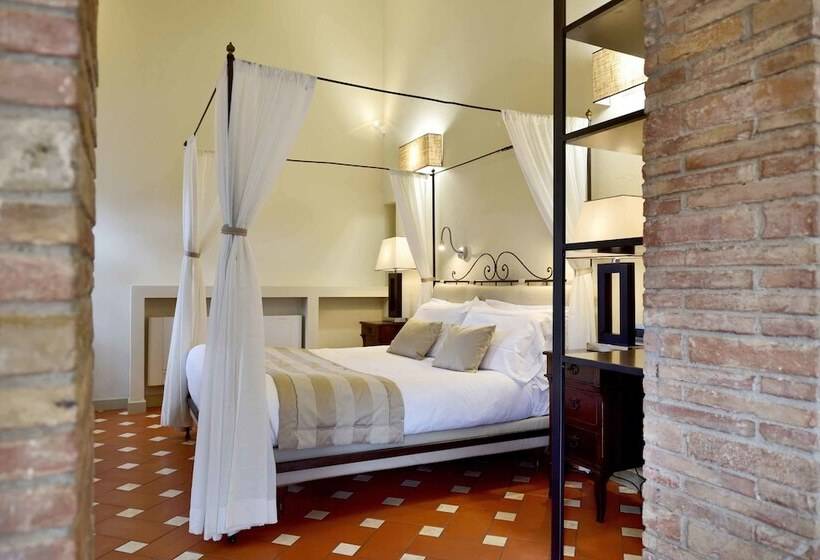 اتاق لوکس, Borgo San Luigi