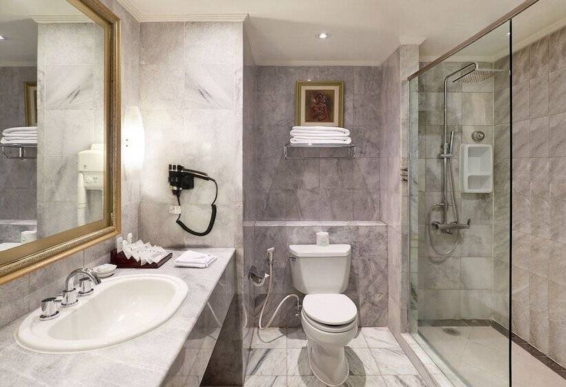 Номер Deluxe, Discovery Kartika Plaza