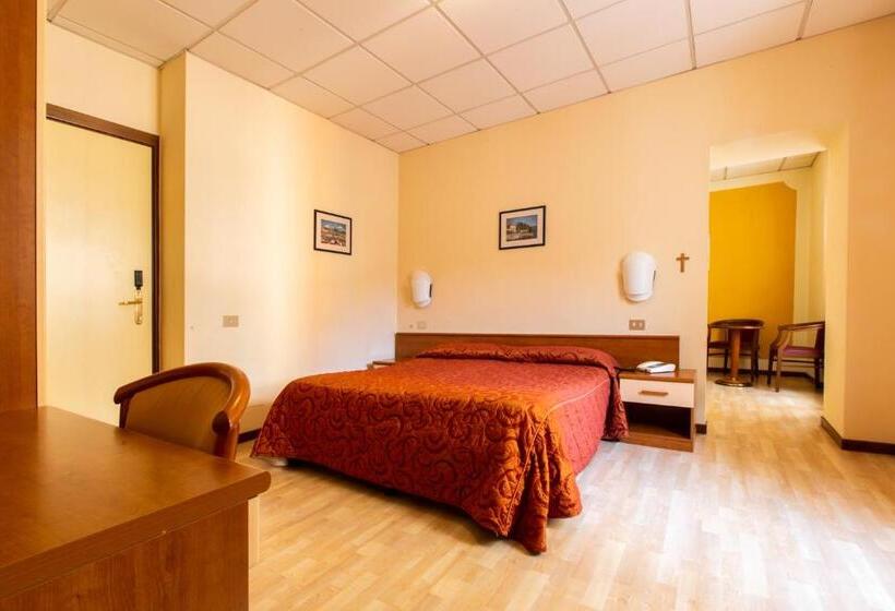 Четырехместный Номер Стандарт, Il Chiostro By Lvg Hotel Collection