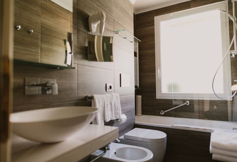 Suite, Metropole
