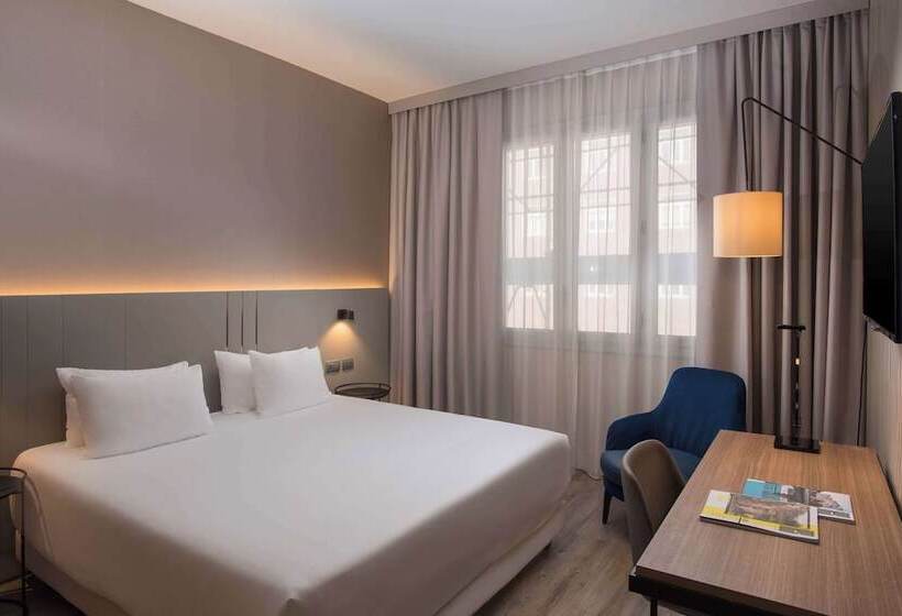 اتاق سوپریور, NH Trieste
