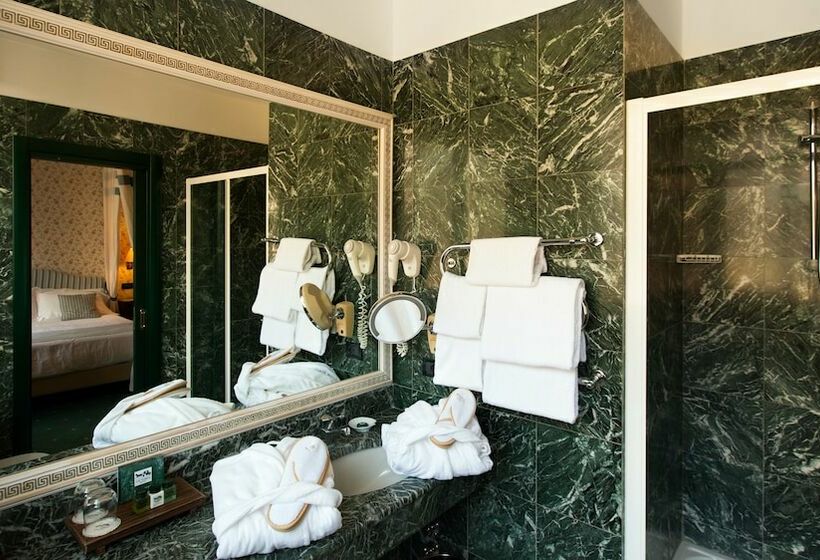 اتاق کلاسیک, Victoria & Iside Spa