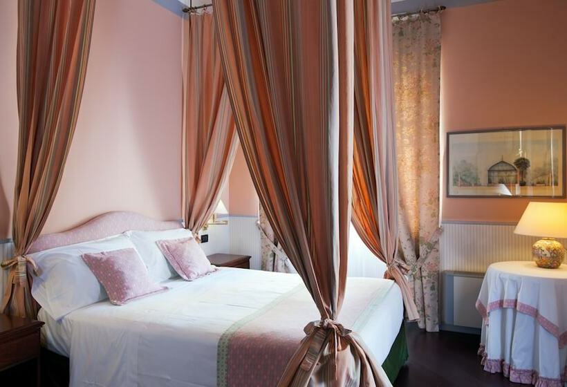 سوییت جونیور, Victoria & Iside Spa