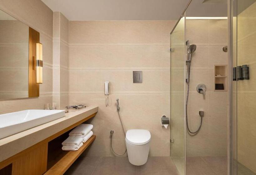 Люкс Семейный 2 Спальни, Courtyard By Marriott Tiruchirappalli