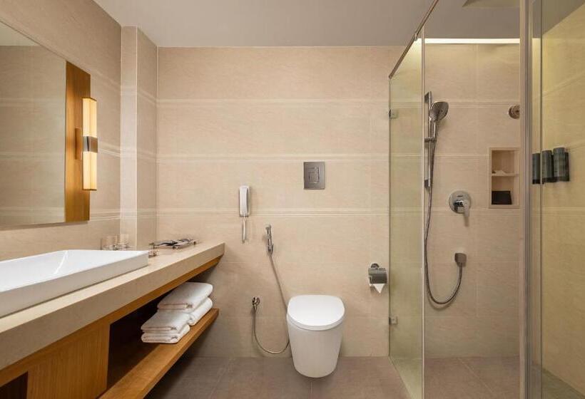 Люкс Семейный 2 Спальни, Courtyard By Marriott Tiruchirappalli