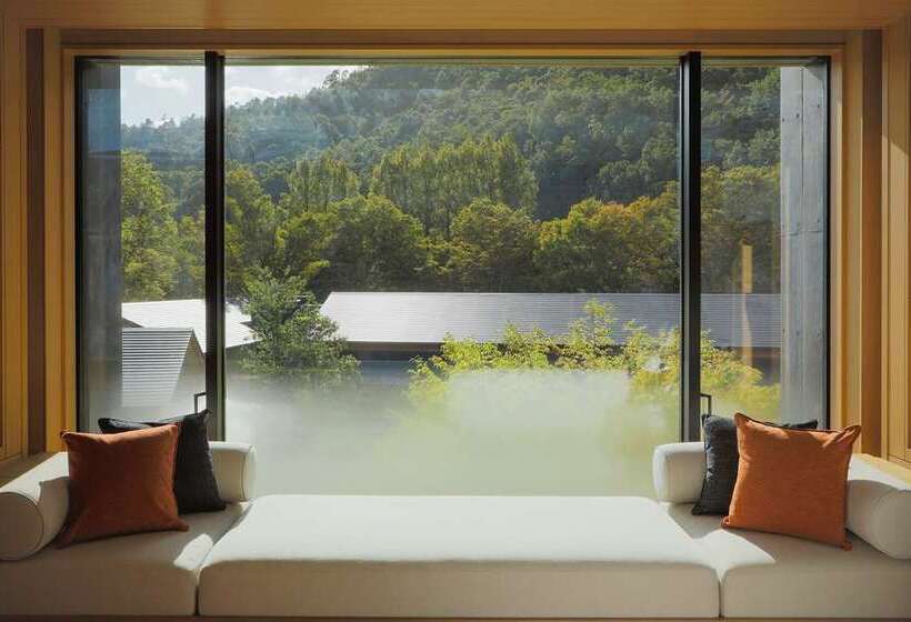 اتاق لوکس, Hilton Niseko Village