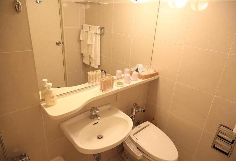 Номер Deluxe, Kurashiki Kokusai