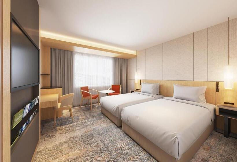 Номер Superior, Metropolitan Edmont Tokyo