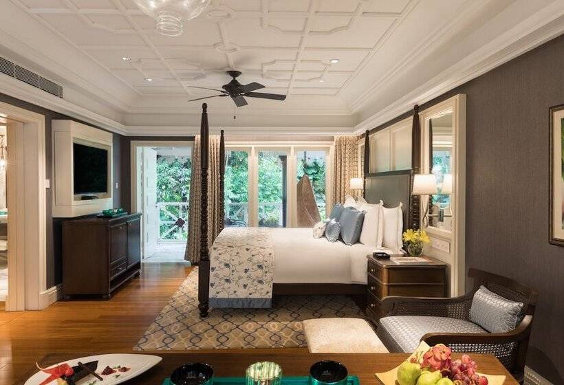 Номер Deluxe Вид на Сад, Taj West End