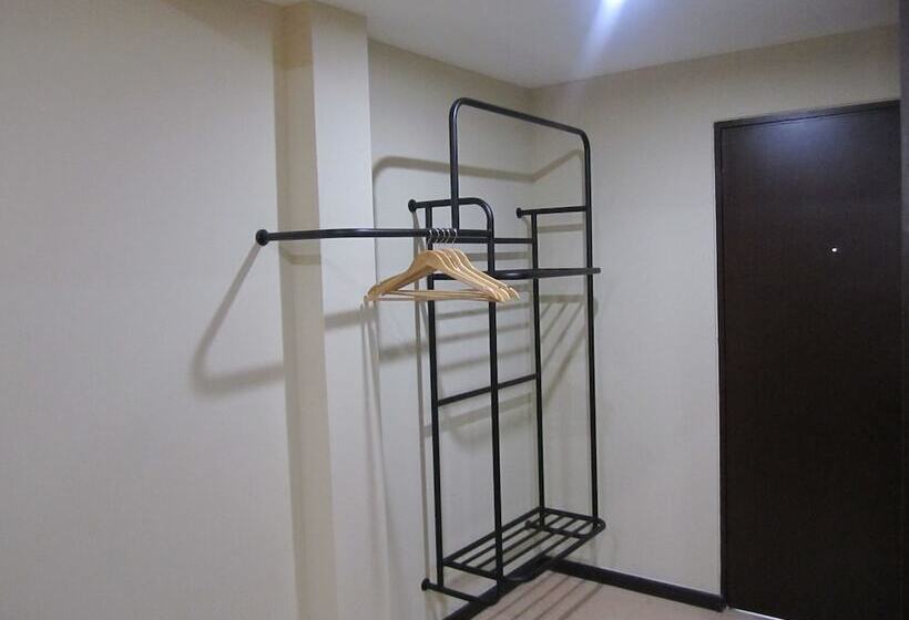 اتاق لوکس, Garden Inn