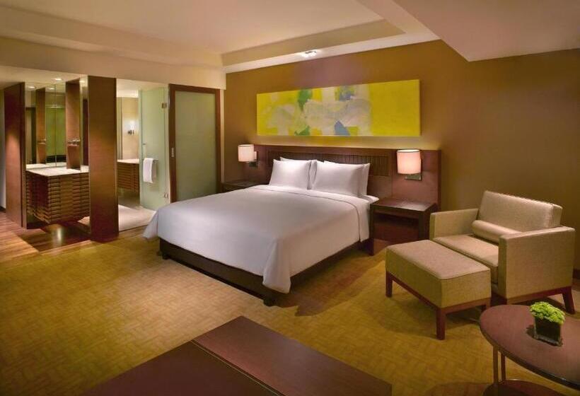 Стандартный Номер Кровать Кинг, Hyatt Regency Kinabalu