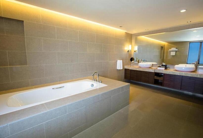 Люкс Executive Кровать Кинг, Hyatt Regency Kinabalu
