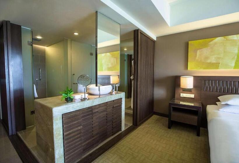 Номер Стандарт, Hyatt Regency Kinabalu