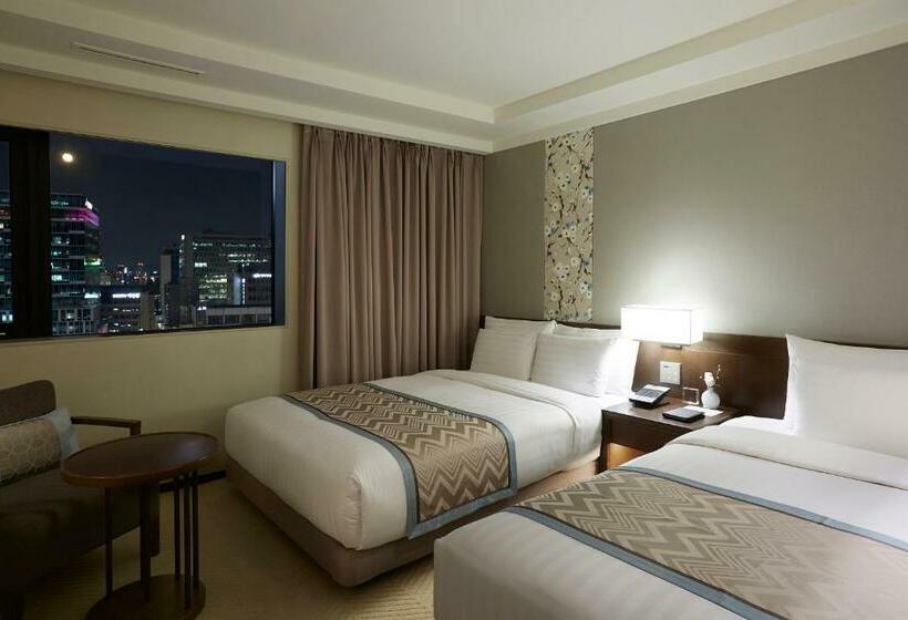 اتاق خانوادگی, Royal Hotel Seoul