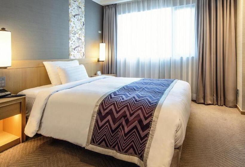اتاق استاندارد یک نفره, Royal Hotel Seoul