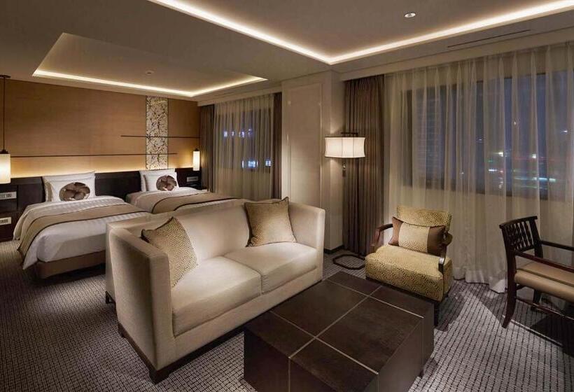 سوئیت رویال, Royal Hotel Seoul